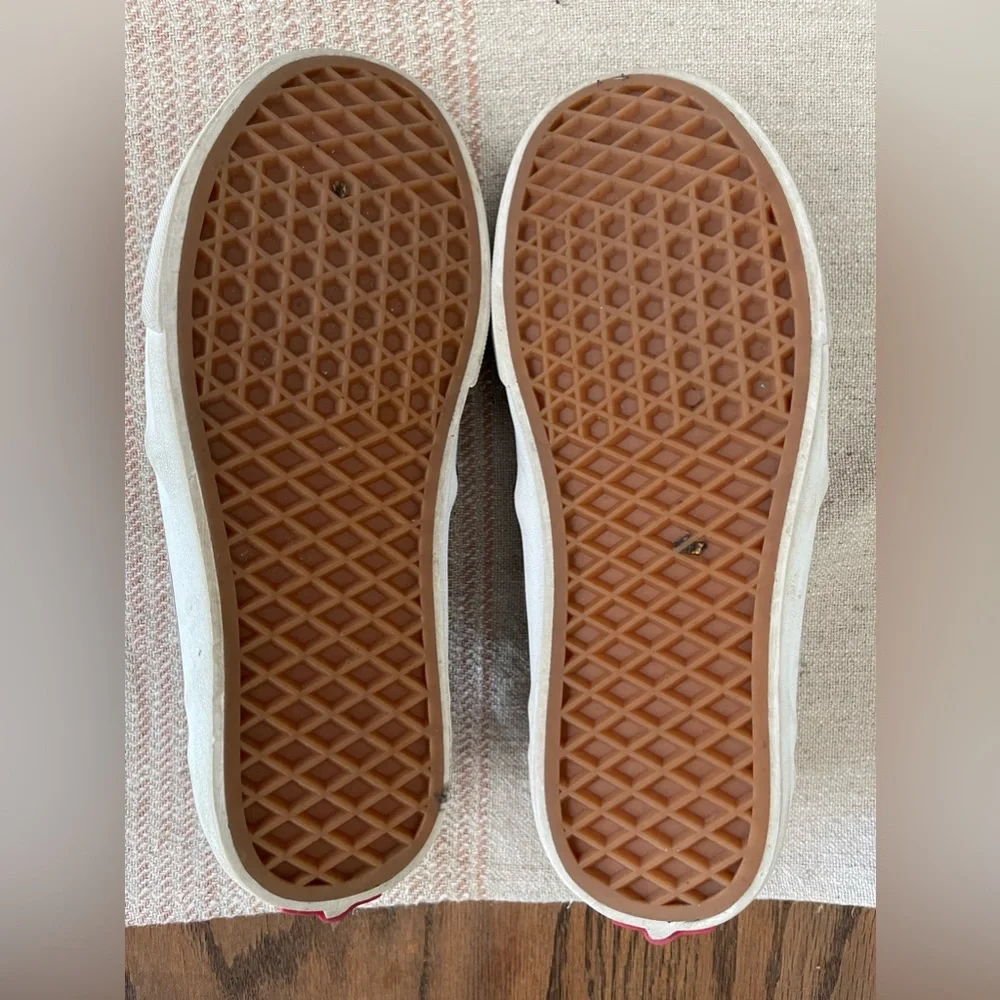 Vans leopard print slip ons size 7.5 - Picture 2 of 6